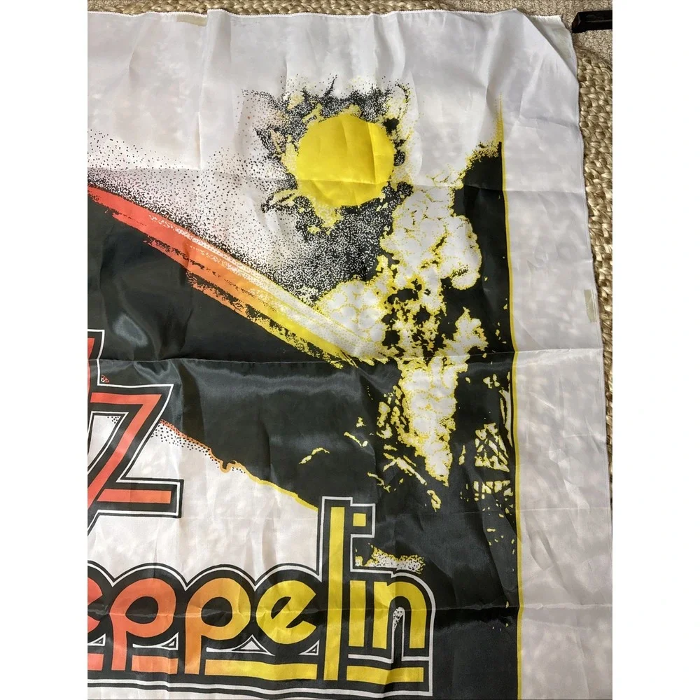 Led Zeppelin Tapestry 48X48